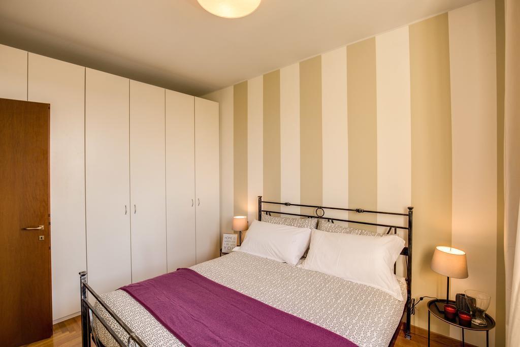 Downtown Milano Apartman Szoba fotó